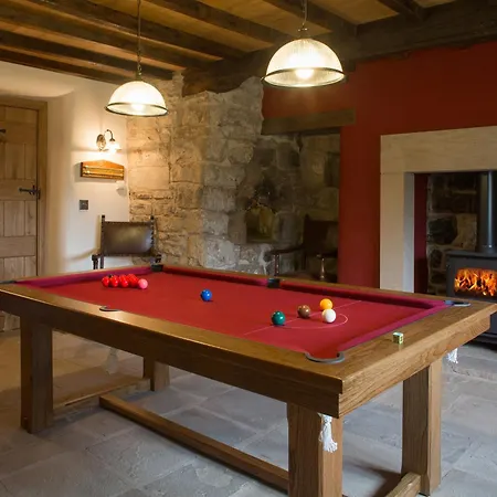 Neddy House Dom wakacyjny *